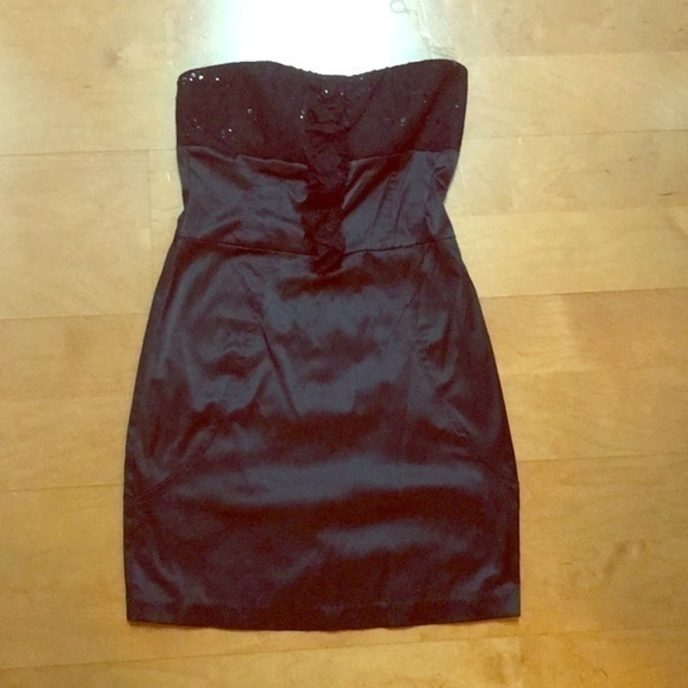 Black‎ Strapless Mini Dress Sz Small 5 by Wishes